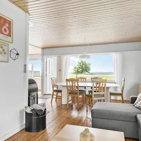 Cozy In With Wifi Holiday home